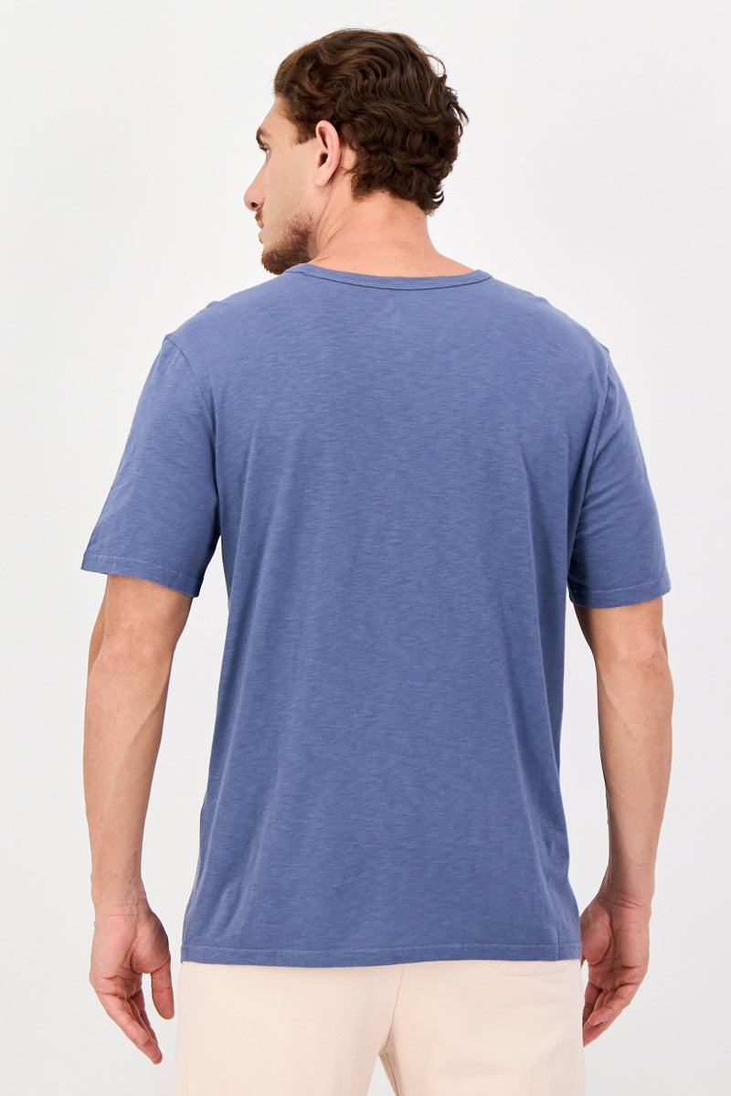 SKECHERS Men Sportswear Fit Short Sleeve Outdoor T-Shirt, Grey - Image 3